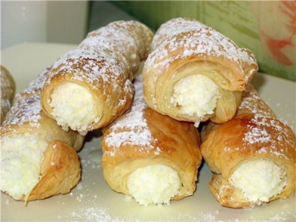 ფენოვანი მილები კრემით